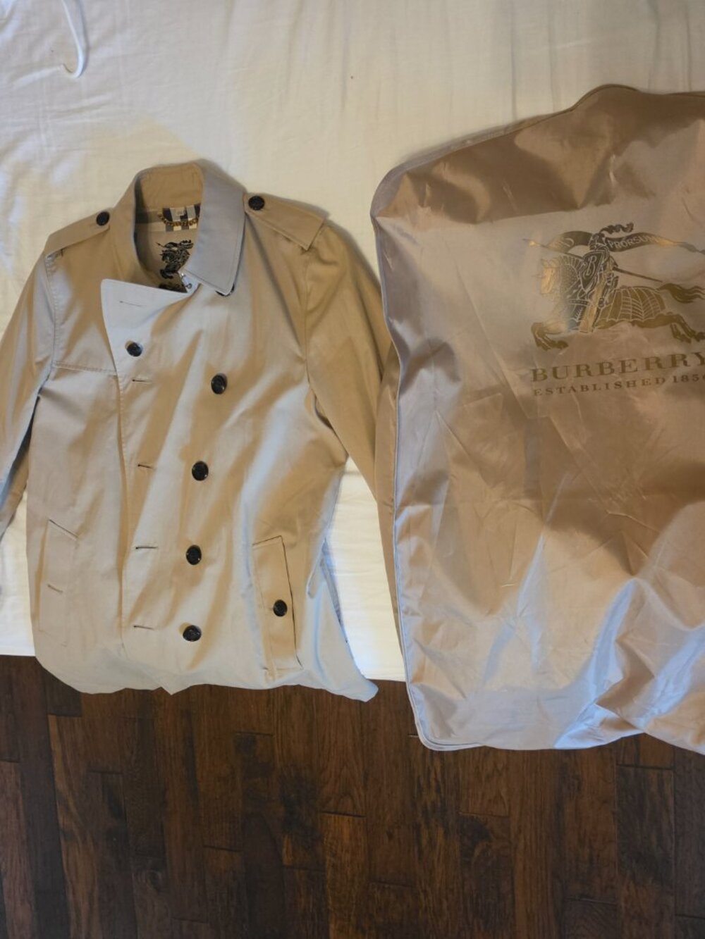 Burberry Kensington Heritage Trench Coat – Made in England – Size Medium - Picture 3 of 7